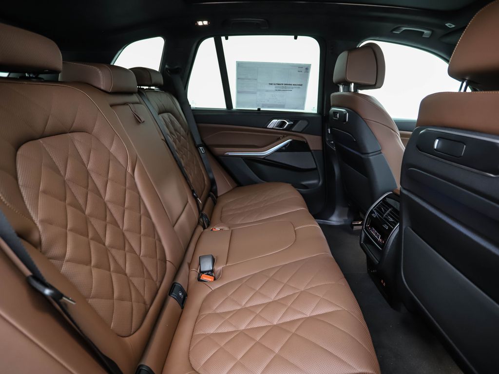 Thumbnail: 2026 BMW X5 - 27