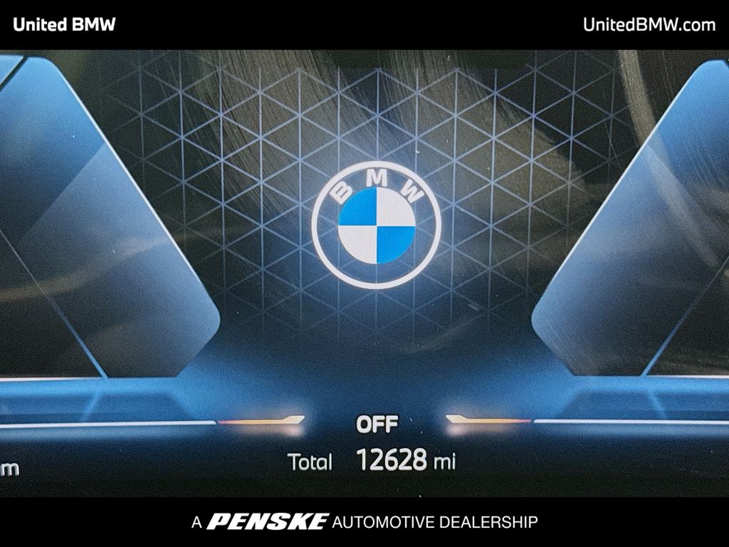 Thumbnail: 2025 BMW 3 Series - 7