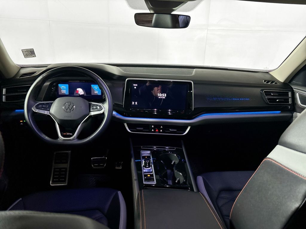 2025 Volkswagen Atlas 2.0T Peak Edition