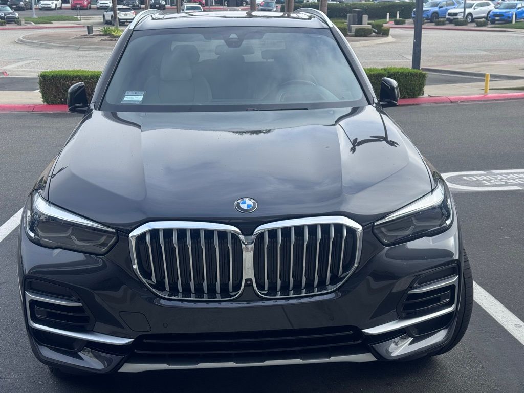 Thumbnail: 2023 BMW X5 - 3