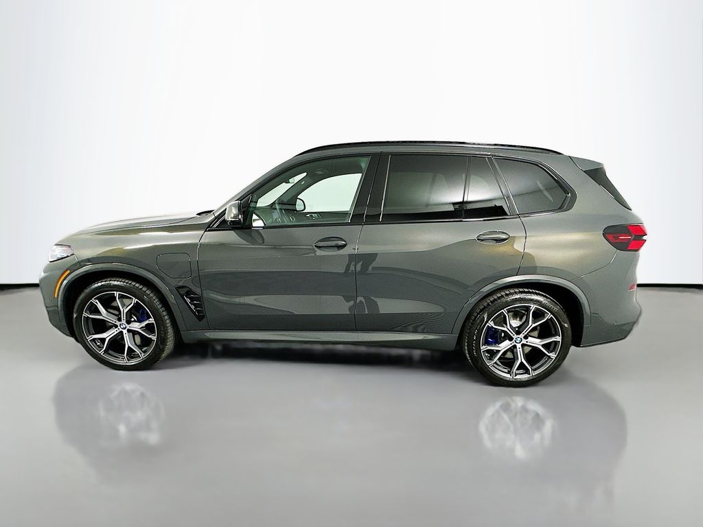 Thumbnail: 2026 BMW X5 - 8