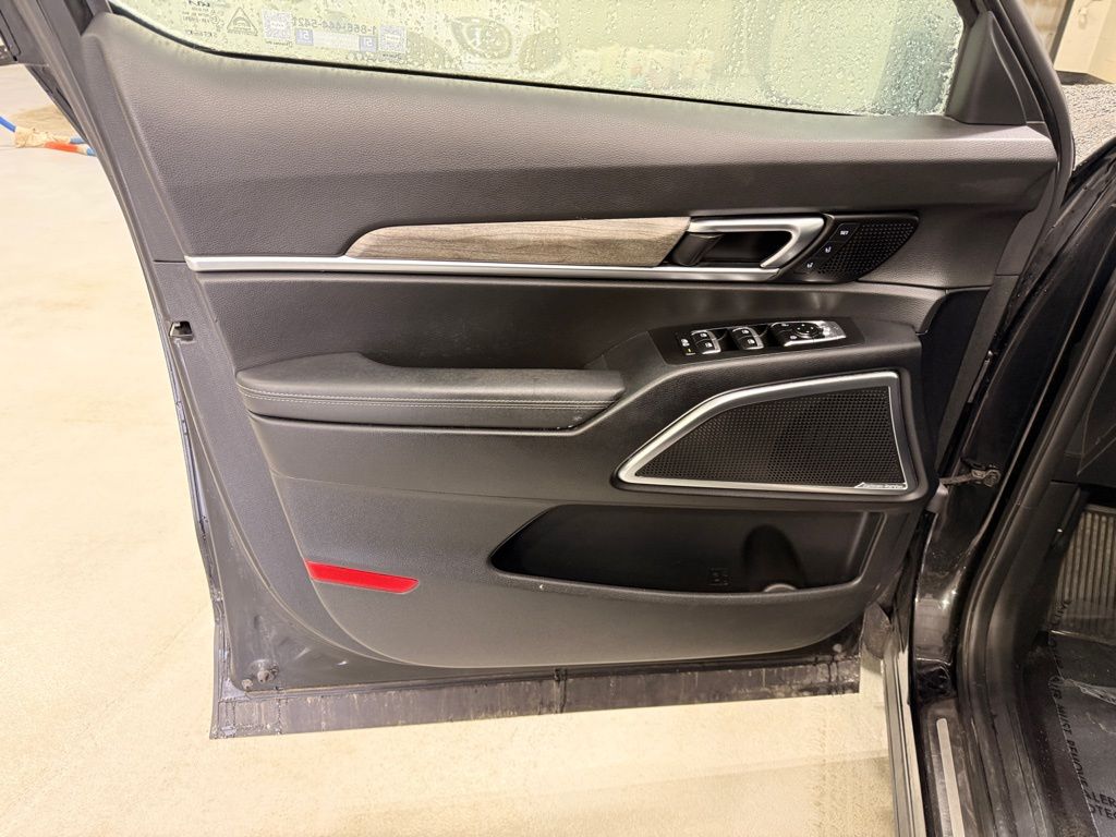 Thumbnail: 2022 Kia Telluride - 10