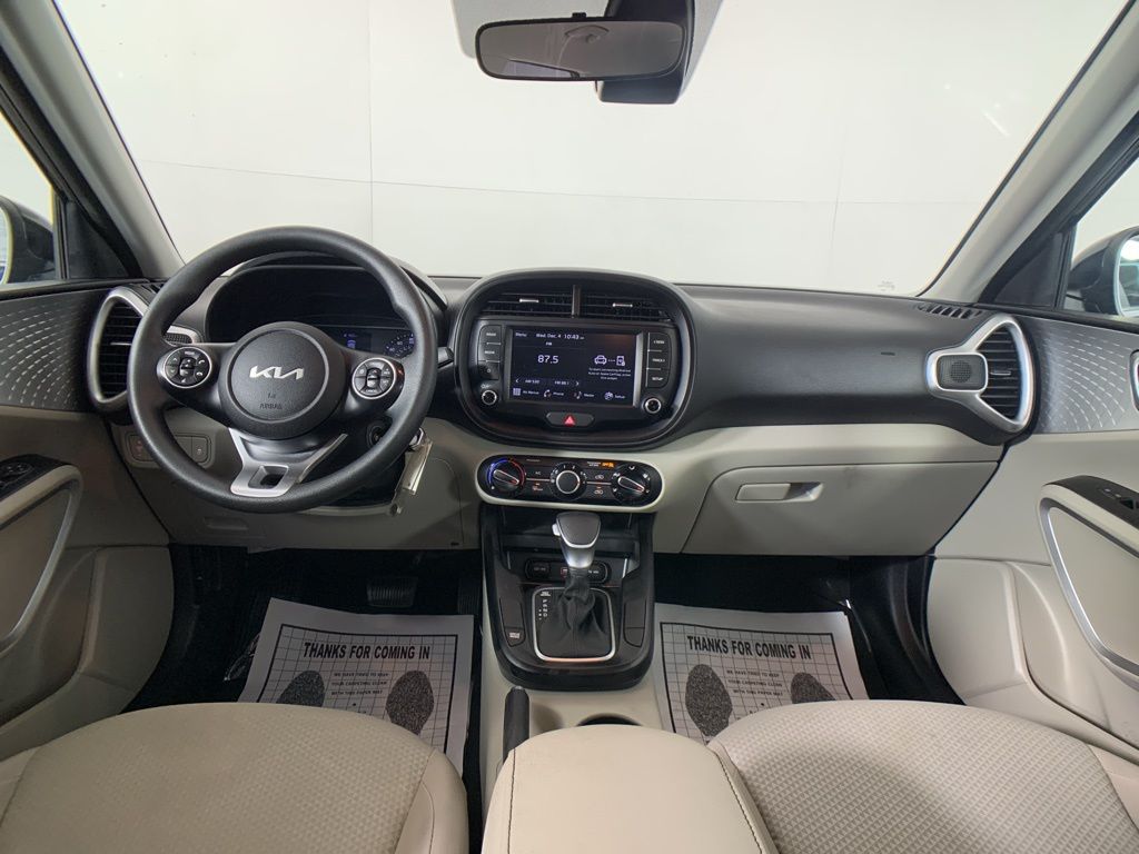 2022 Kia Soul LX 20