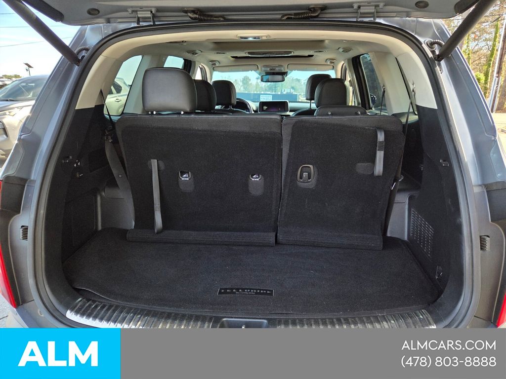 Used 2021 Silver Kia SX image 14