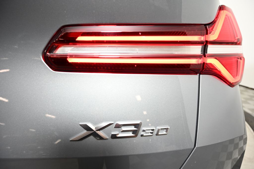 Thumbnail: 2026 BMW X3 - 11