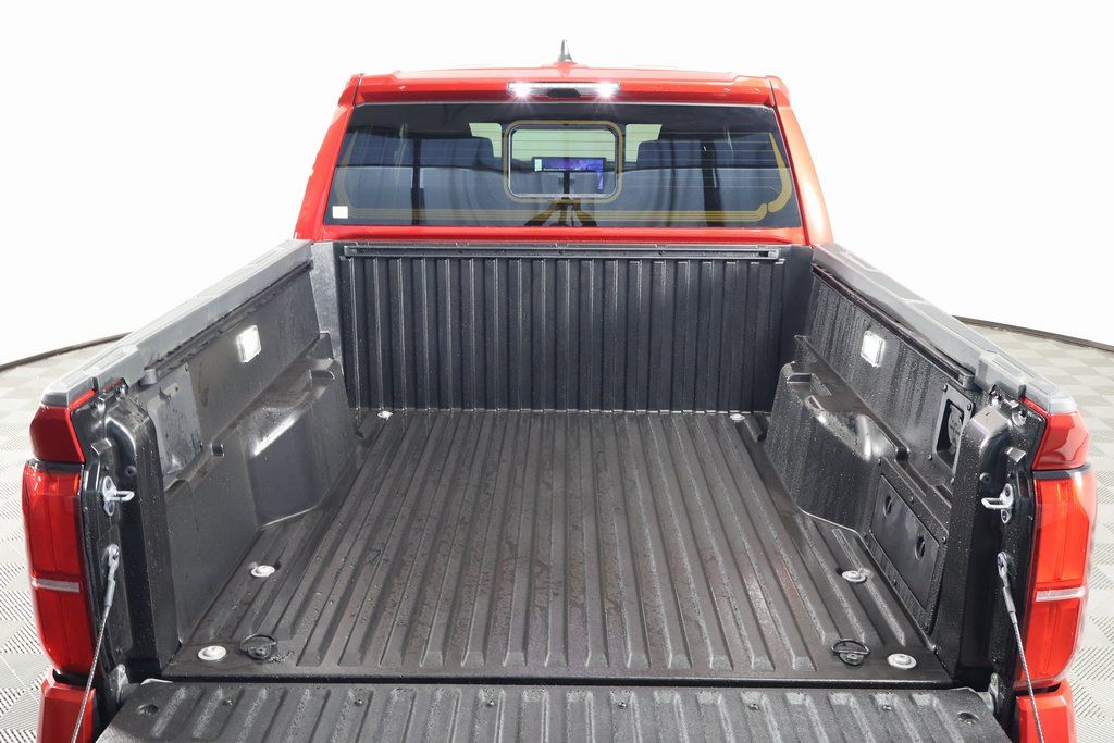 2025 Toyota Tacoma TRD Off-Road 8