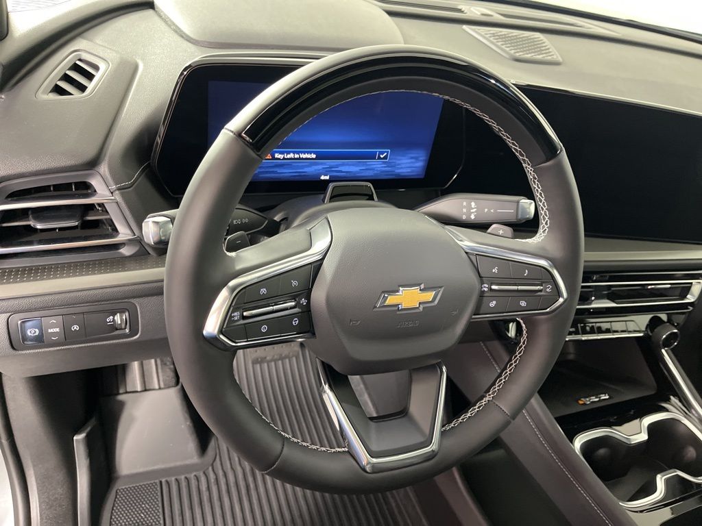 Thumbnail: 2026 Chevrolet Traverse - 28