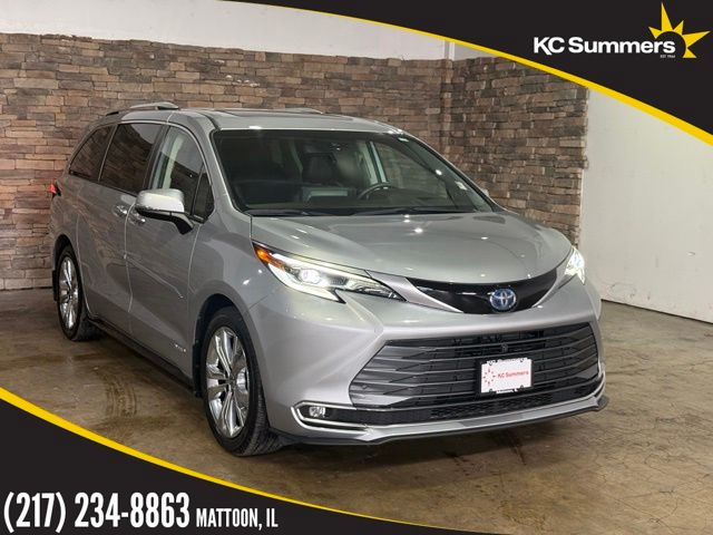 2021 Toyota Sienna Platinum 7-Passenger FWD