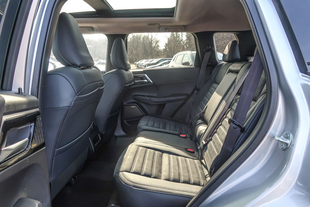2026 Mitsubishi Outlander SE 2.5 S-AWC