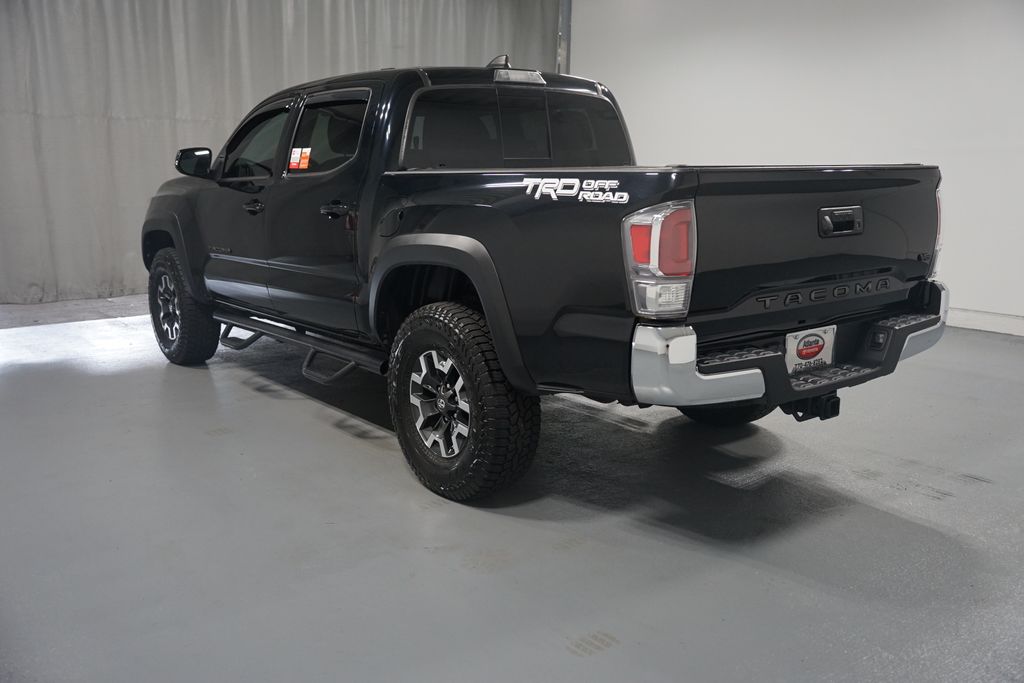 Thumbnail: 2020 Toyota Tacoma - 6