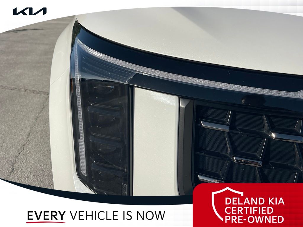 Used 2026 Kia Carnival Van