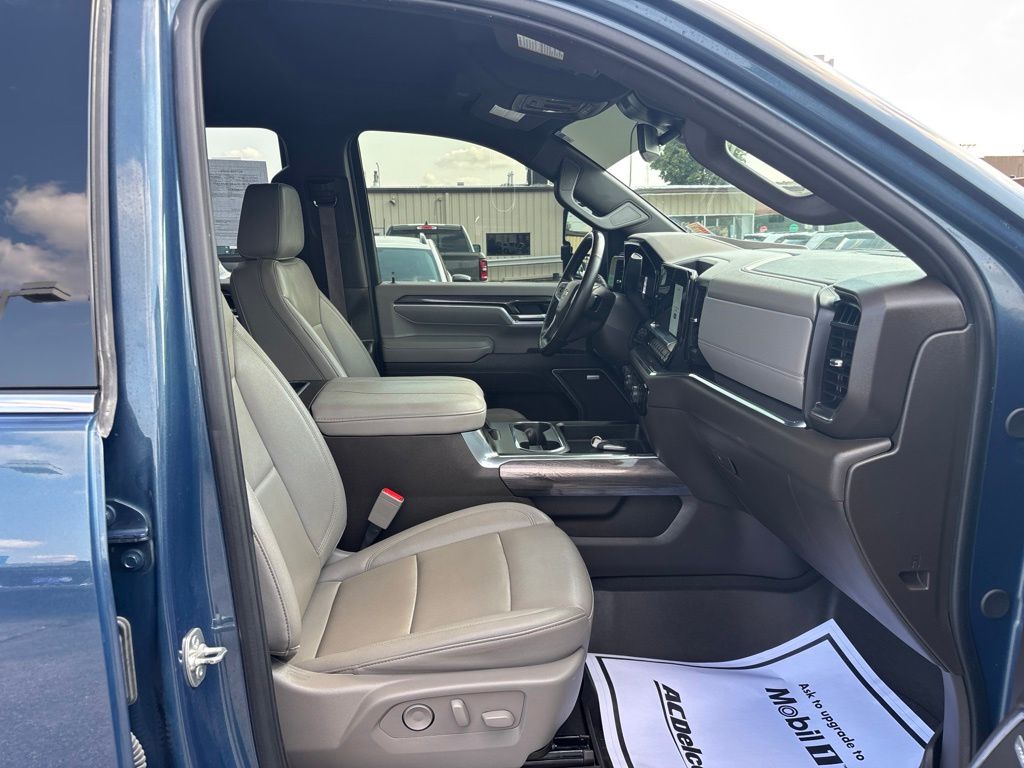 Used 2025 Chevrolet Silverado 2500HD Truck
