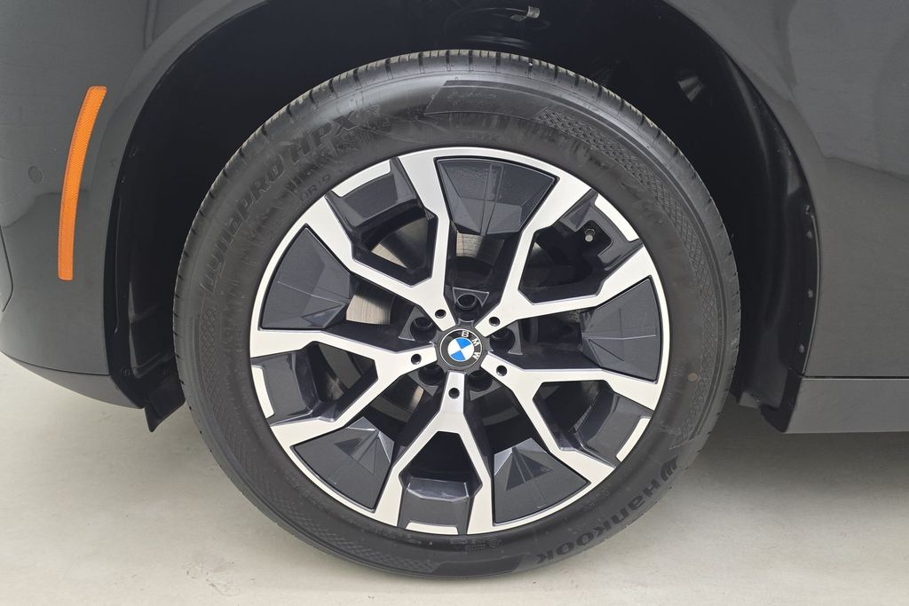 2025 BMW X3 30 - Photo 11