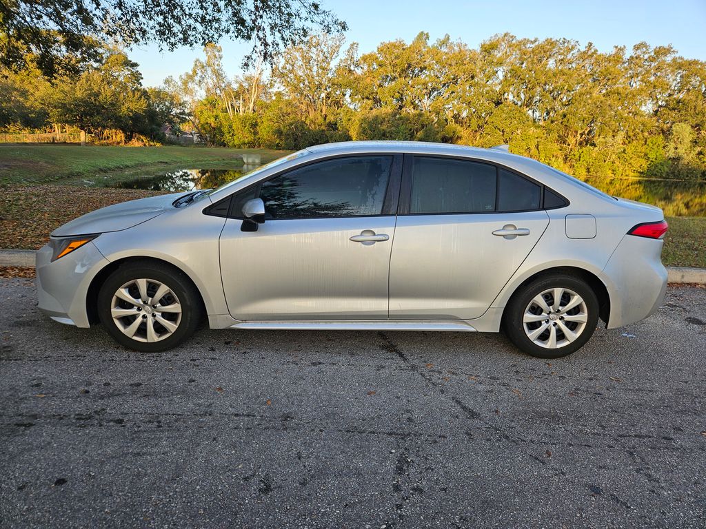 2023 Toyota Corolla LE 2