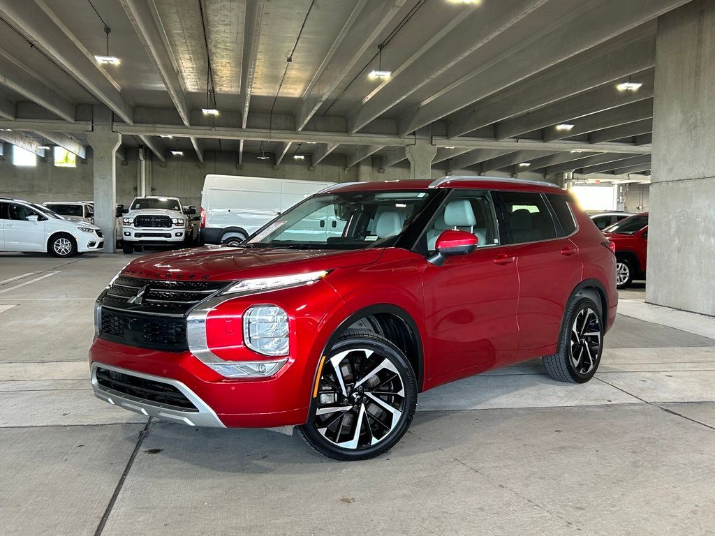 Used 2023 Mitsubishi Outlander SEL with VIN JA4J4VA81PZ007453 for sale in Miami, FL