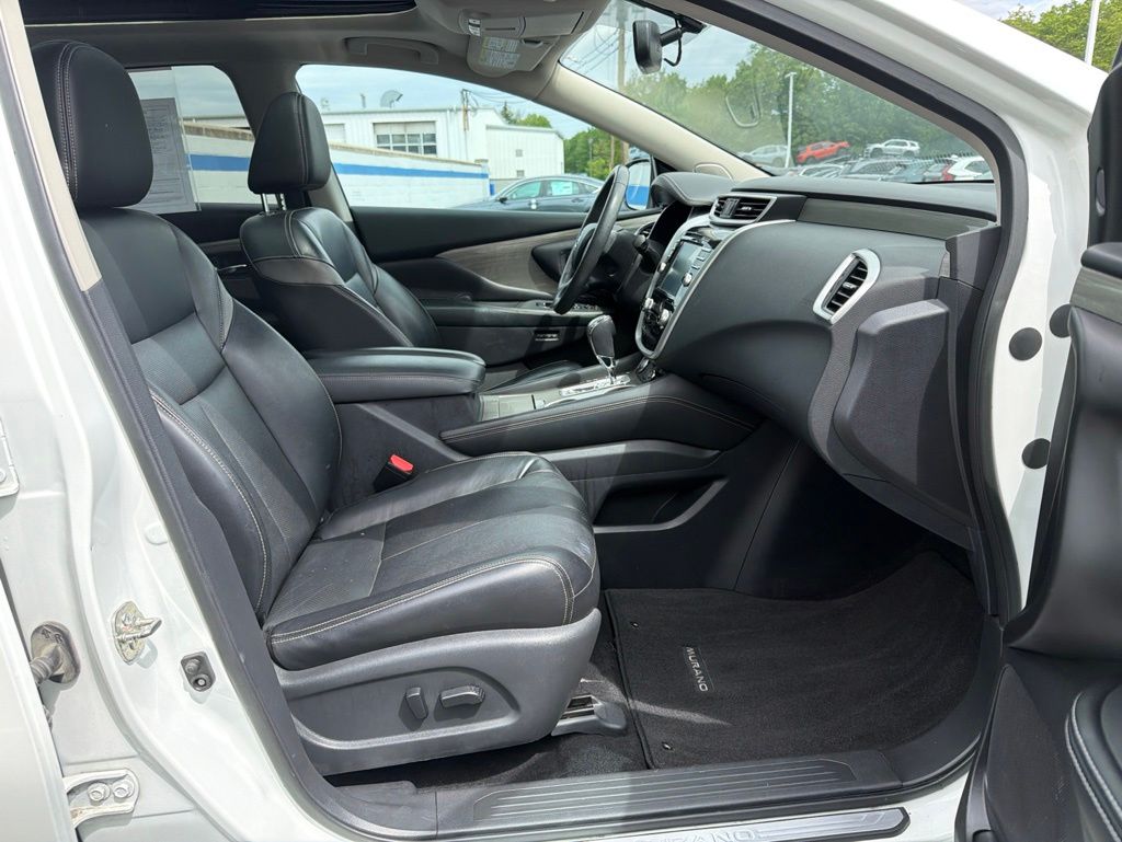 Thumbnail: 2017 Nissan Murano - 25