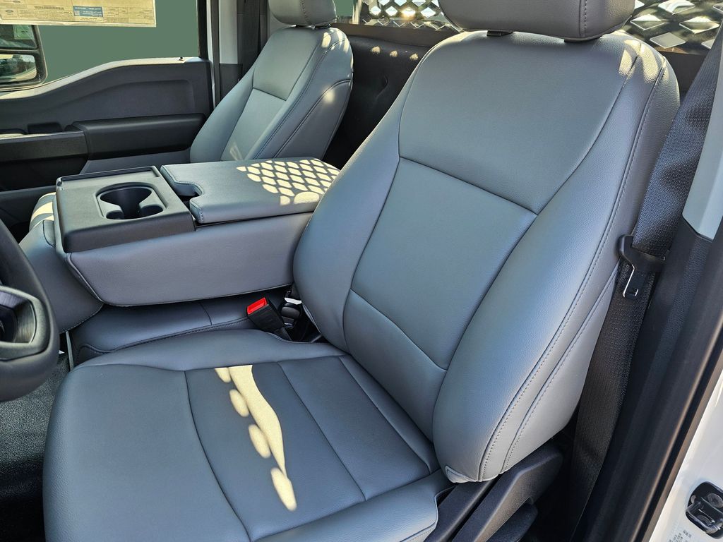 New 2025 White Ford XL image 24