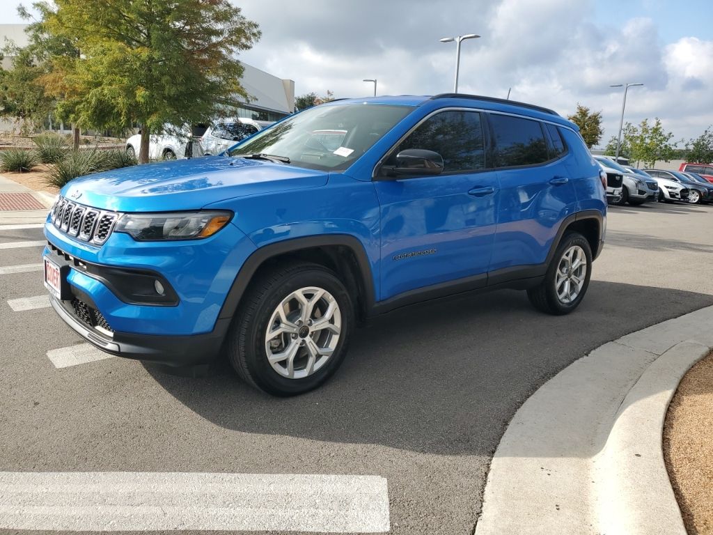 Used Car 2025 Jeep Compass  Latitude For Sale Under $25,000 In Austin, Texas