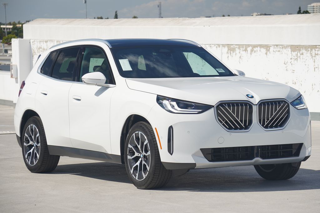 Thumbnail: 2026 BMW X3 - 3