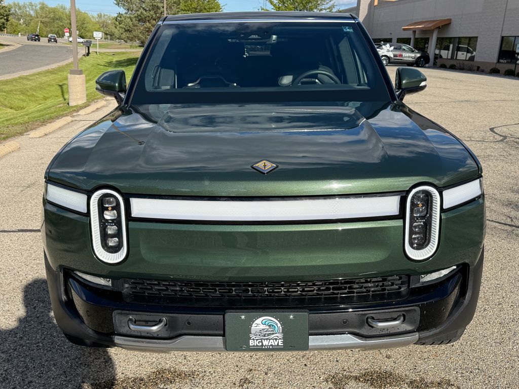 Rivian R1S