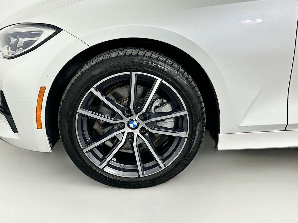 2022 BMW 3 Series 330i xDrive 32