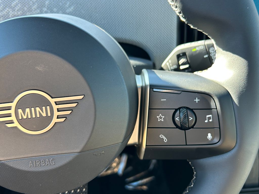 Thumbnail: 2025 MINI Cooper - 20