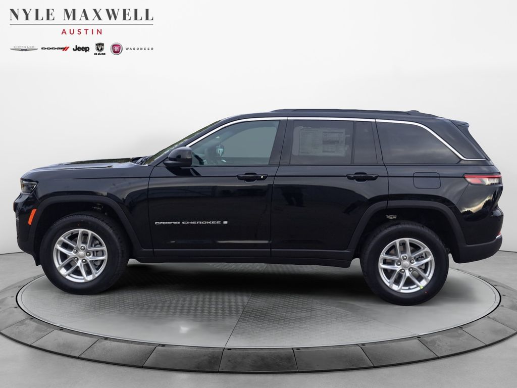 New Car 2025 Jeep Grand Cherokee  Laredo For Sale Under $35,000 In Austin, Texas