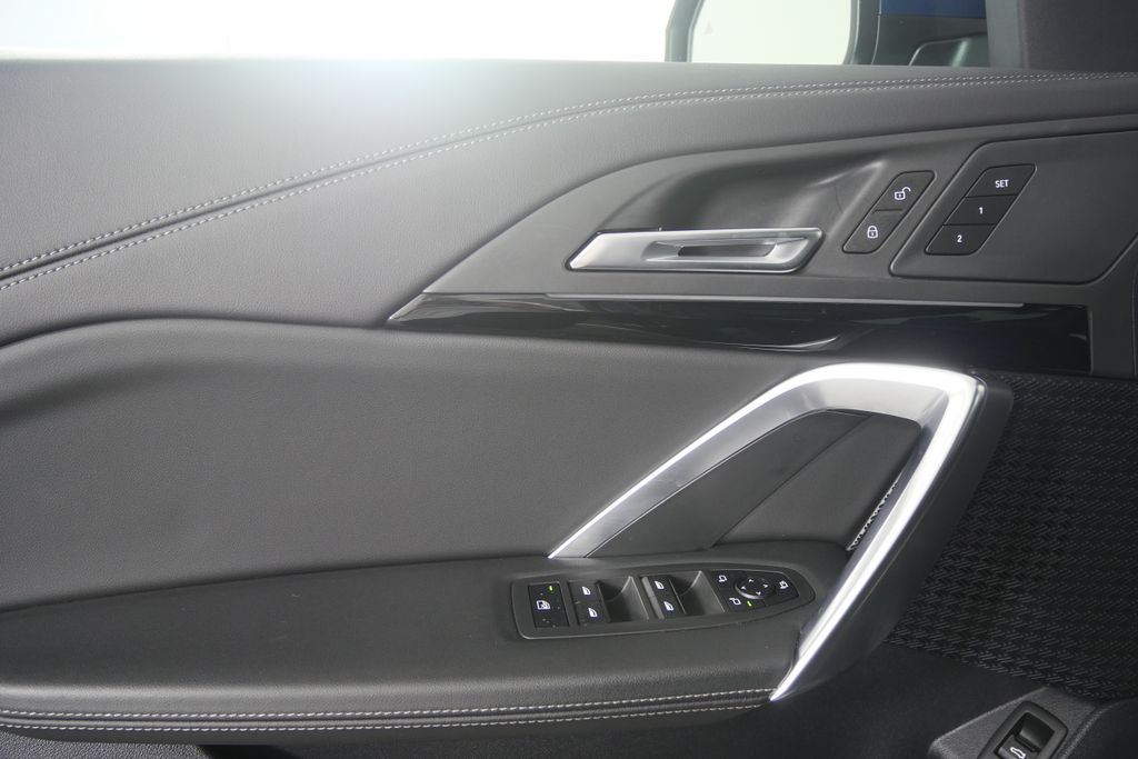 Thumbnail: 2026 BMW X1 - 8