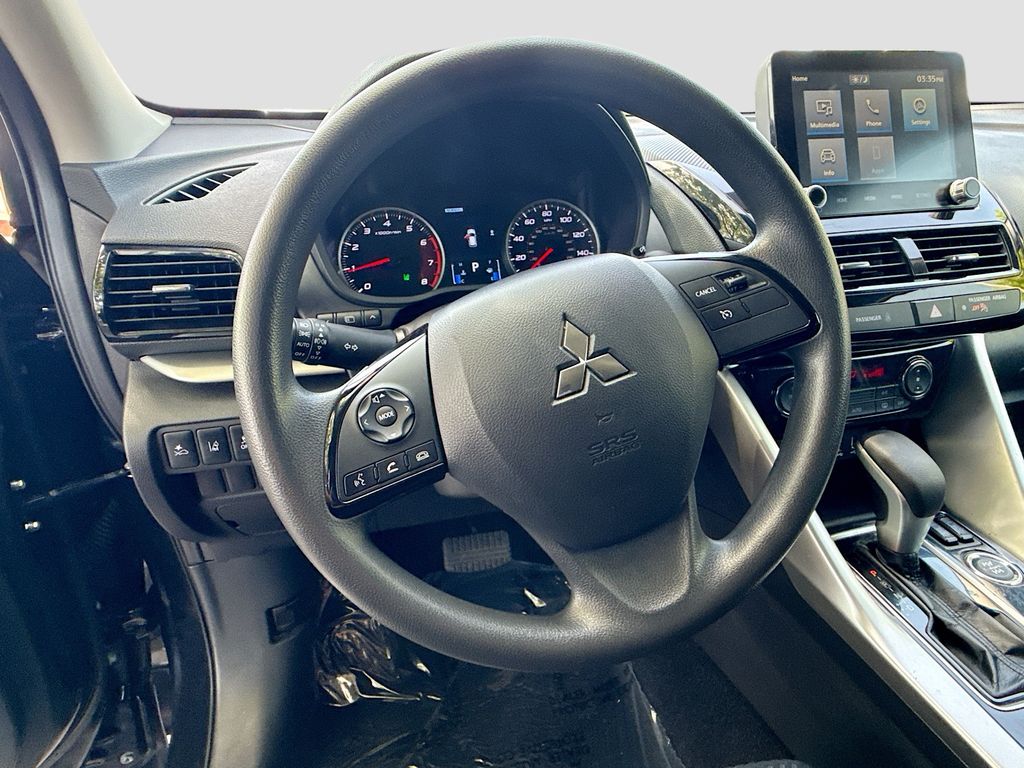 Used 2024 Black Mitsubishi LE image 11
