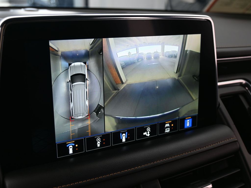 Used 2022 Onyx Black GMC AT4 image 28