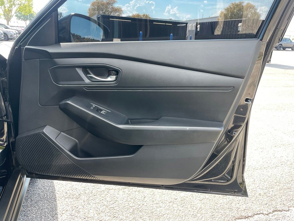 Thumbnail: 2025 Honda Accord - 29