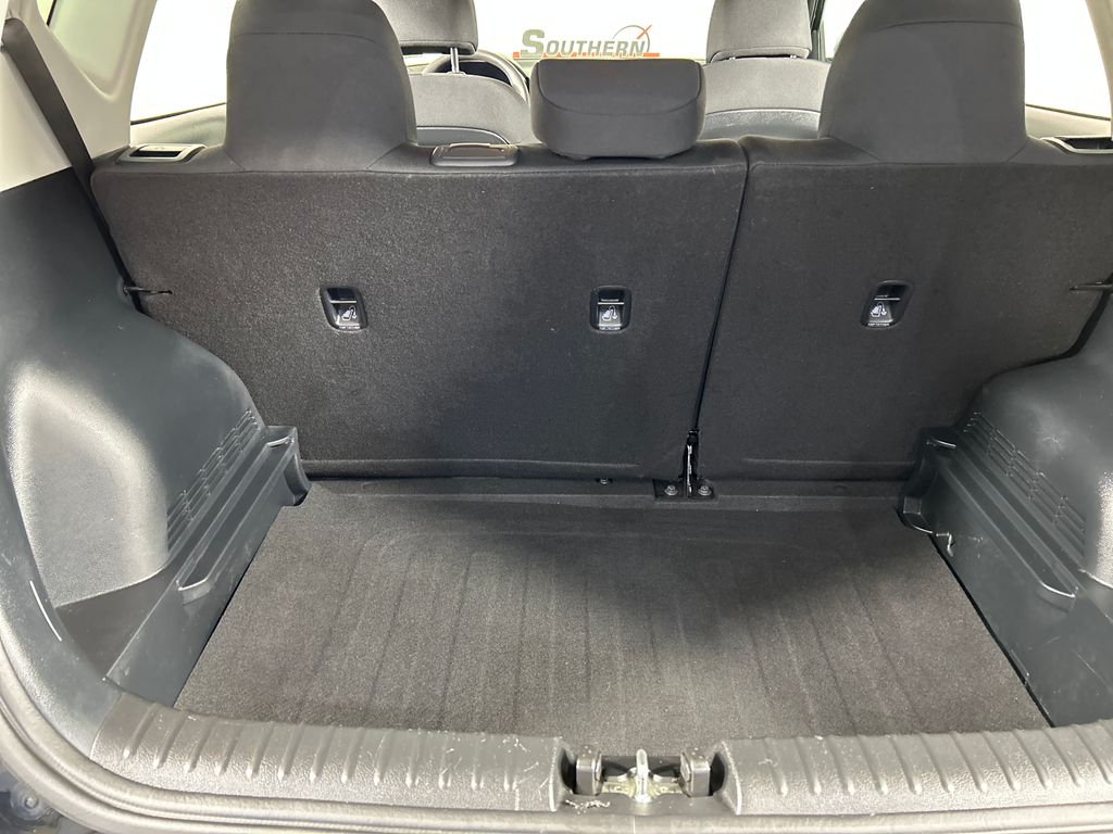Used 2023 Black Kia LX image 19
