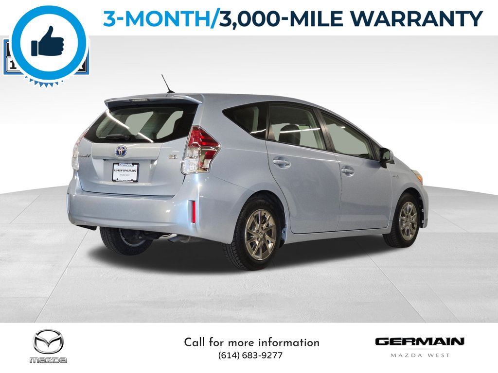 2015 Toyota Prius V Two photo 4
