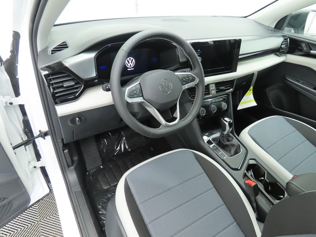 Thumbnail: 2026 Volkswagen Taos - 9