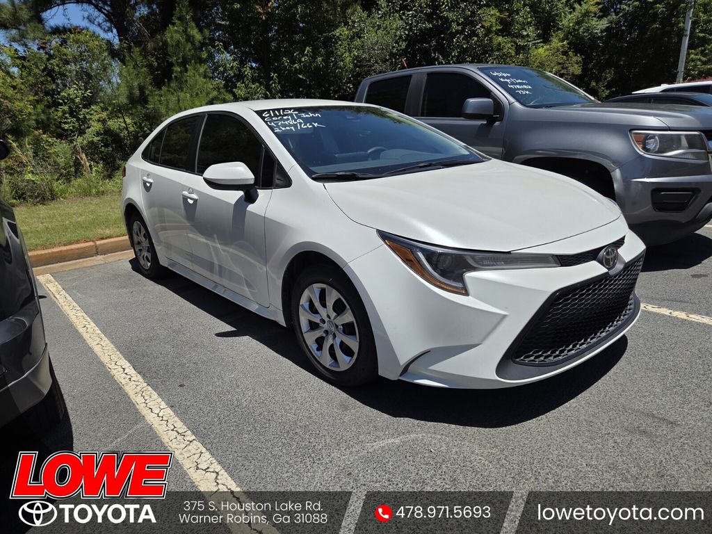 White (Wind Chill Pearl) 2022 Toyota Corolla LE FWD Sedan Front-Wheel Drive Continuously Variable Transmission