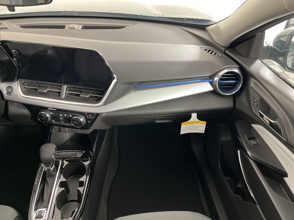 Thumbnail: 2025 Chevrolet Trax - 13