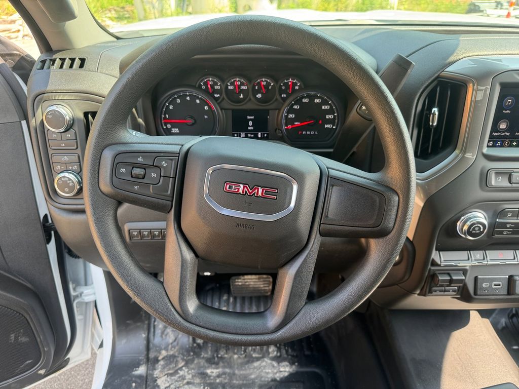 2024 GMC Sierra 2500HD Pro 10