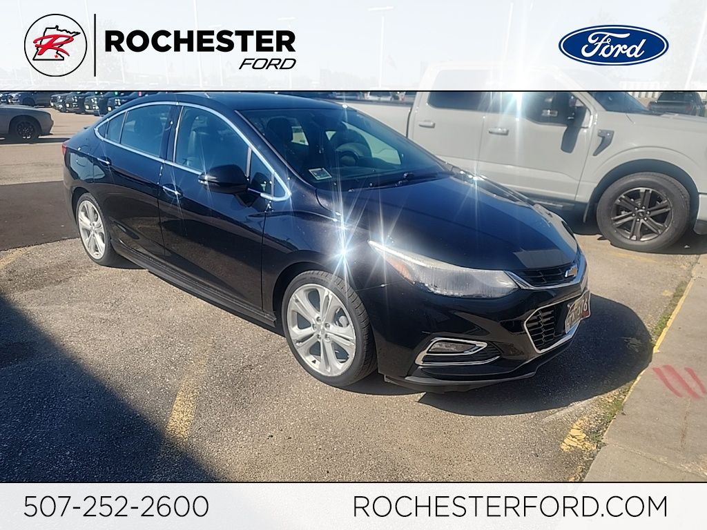 Black Metallic 2016 Chevrolet Cruze Sedan Front-Wheel Drive 6-Speed Automatic
