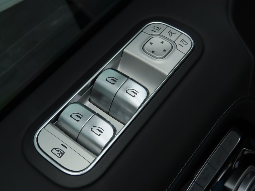 Thumbnail: 2025 Mercedes-Benz G-Class - 25