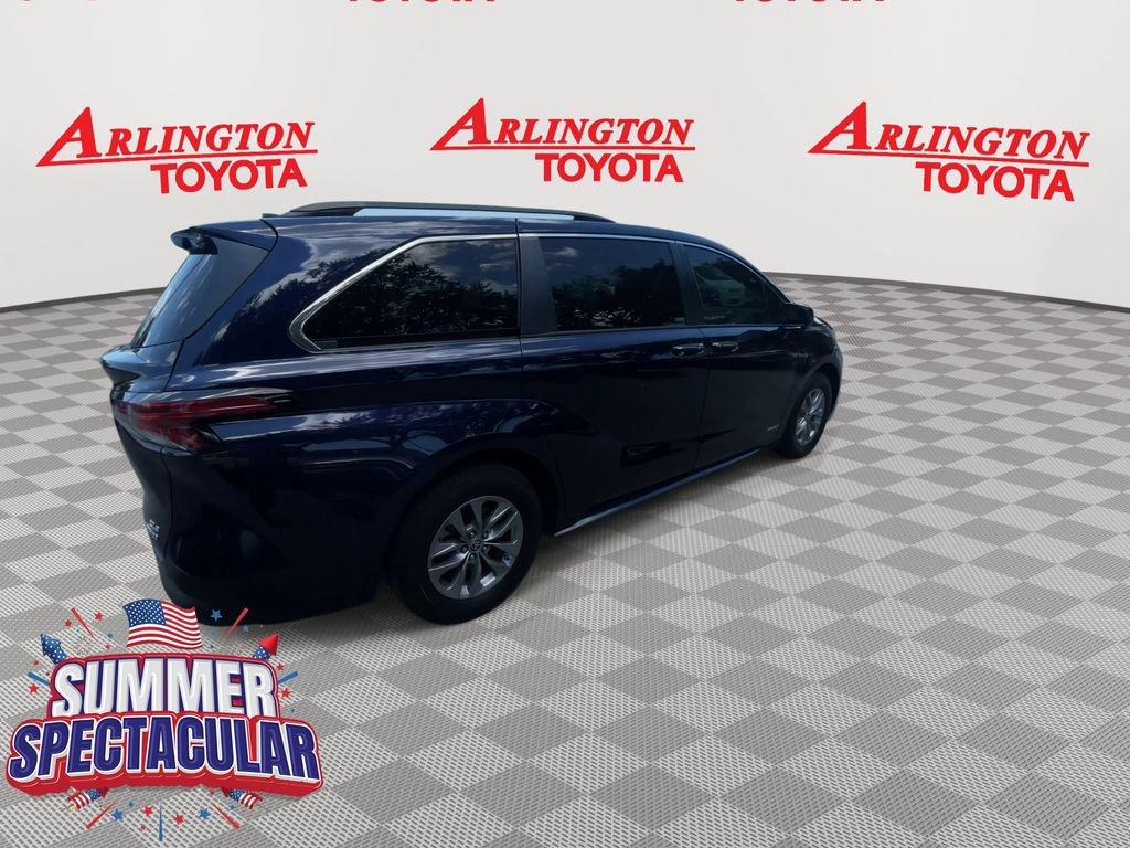 Used 2021 Toyota Sienna Van