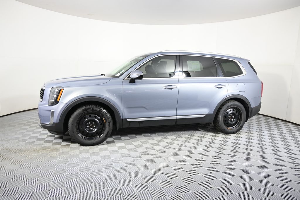 Used 2022 Kia Telluride SX with VIN 5XYP5DHC4NG269853 for sale in Forest Lake, Minnesota