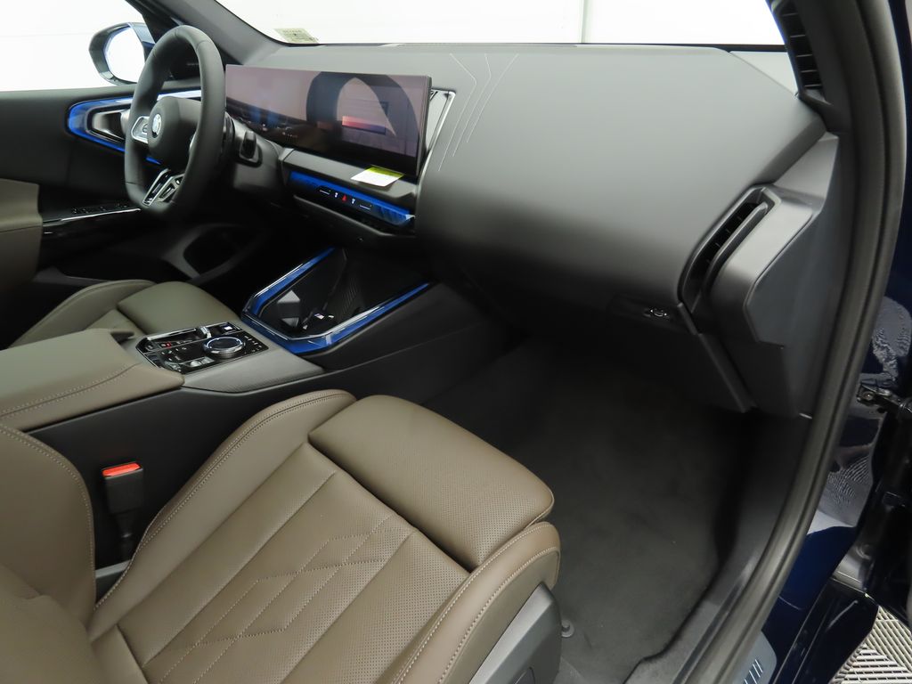 Thumbnail: 2026 BMW X3 - 16