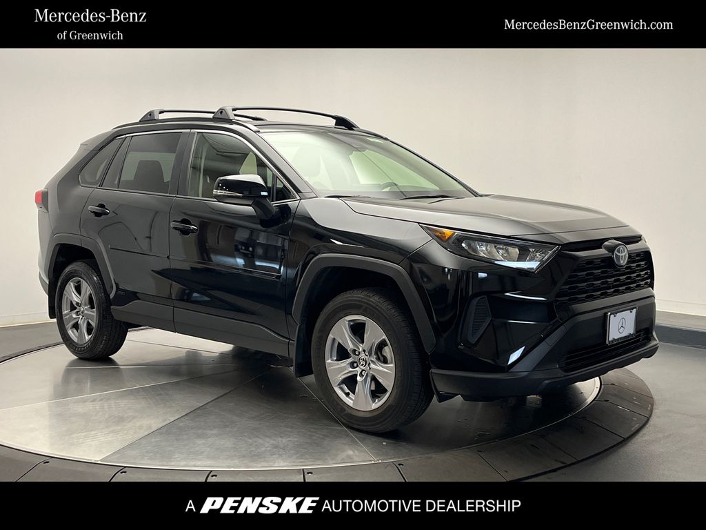 2022 Toyota RAV4 LE -
                  Greenwich, CT