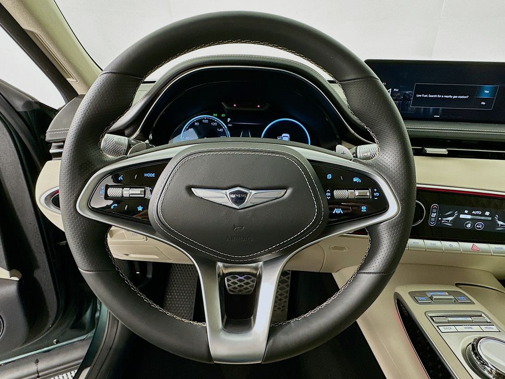 Thumbnail: 2022 Genesis GV70 - 11