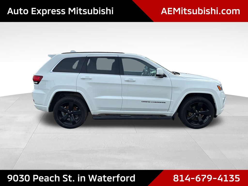 2015 Jeep Grand Cherokee Altitude White at Bob Ruth Ford