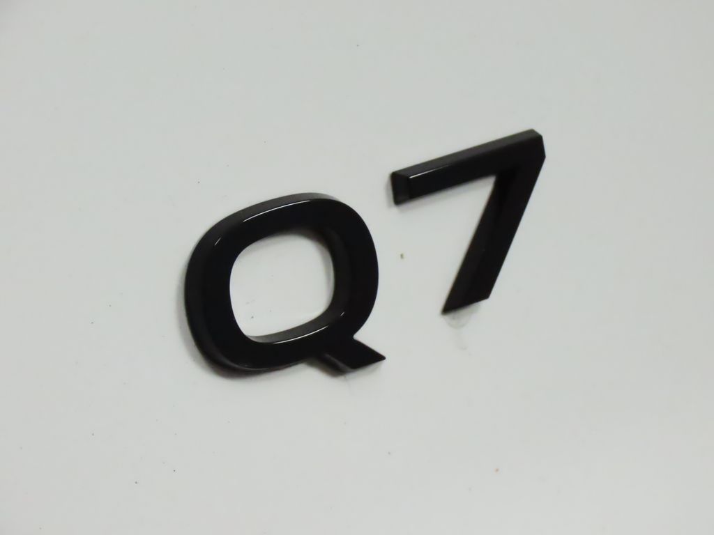 Thumbnail: 2025 Audi Q7 - 9