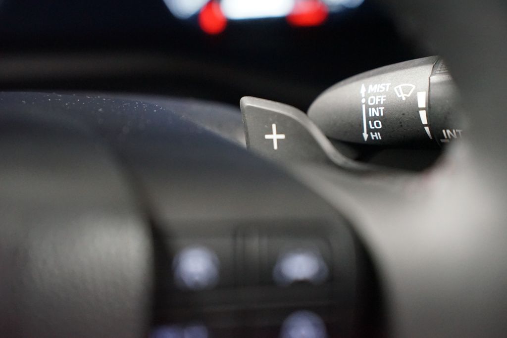 Thumbnail: 2025 Toyota Camry - 15