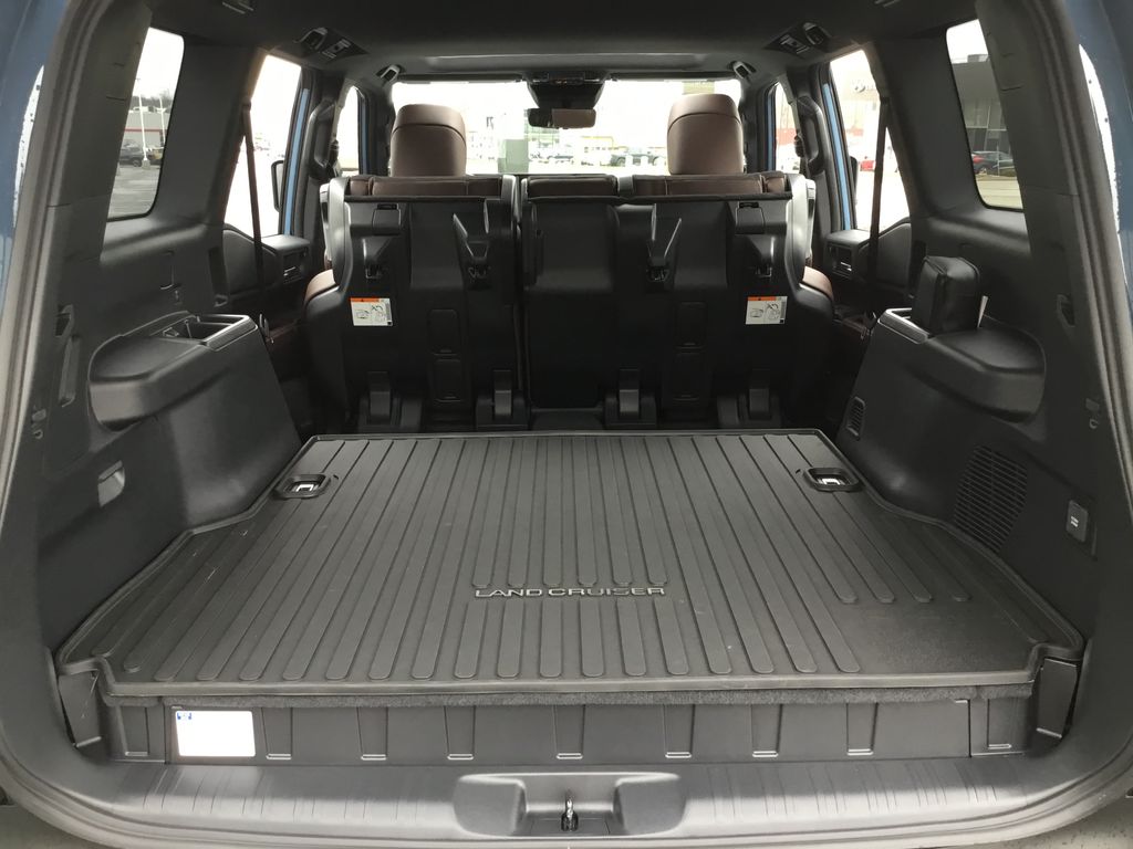 Thumbnail: 2026 Toyota Land Cruiser - 17