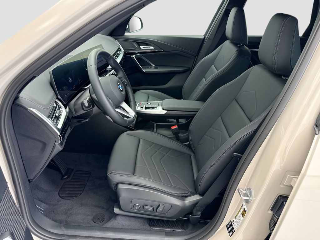 Thumbnail: 2026 BMW X1 - 18