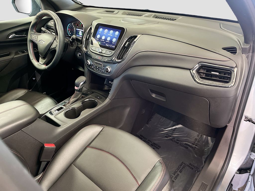 Used 2024 Gray Chevrolet RS image 32